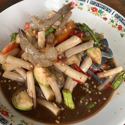 ตำไหลบัวปูปลาร้ากุ้งสด