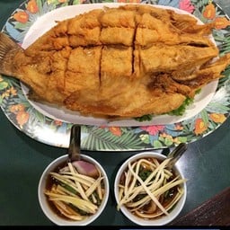 ปลากระพงทอดน้ำปลา