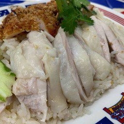 ตี๋ใหญ่ข้าวมันไก่ สาขาไทรน้อย บัวทองธานี พาร์ค เรื่องข้าวมันไก่ โปรดไว้ใจเรา