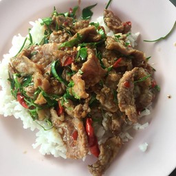 วาฟเฟิลใส้ทะลัก (waffle)