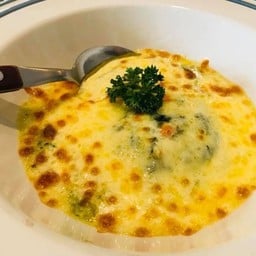 ผักโขมอบชีส