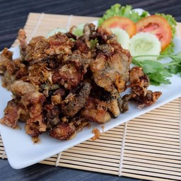 กบทอดกระเทียมพริกไทย