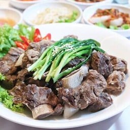 Kgalbisooyuk ซี่โครงเนื้อต้มเปื่อย