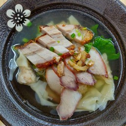 เกี๊ยวหมูแดง+หมูกรอบ