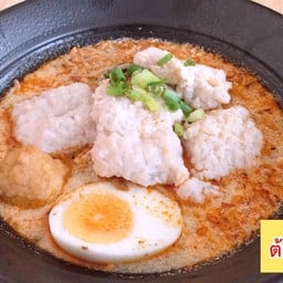 ก๋วยเตี๋ยวน้ำต้มยำหมูเด้ง