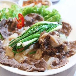 Modeumsooyuk เนื้อรวมต้มเปื่อย