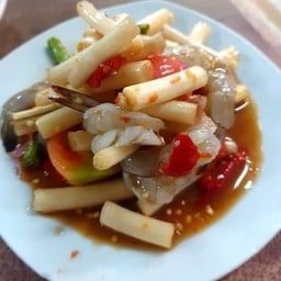 ตำสายบัวกุ้งสด