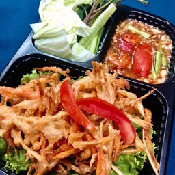 ส้มตำทอด
