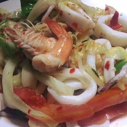 Spicy Seafood Salad