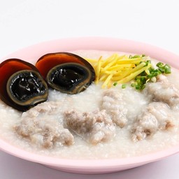 หมูล้วนไข่เยี่ยวม้า