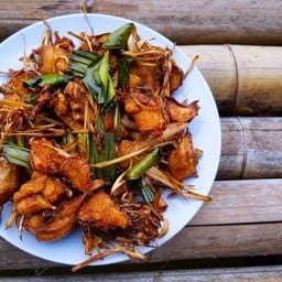 ไก่ทอดสมุนไพร