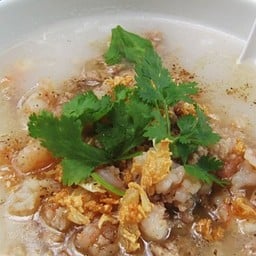 ข้าวต้มทรงเครื่อง