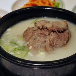 Seolleongtang  ซุปเนื้อวุ้นเส้น