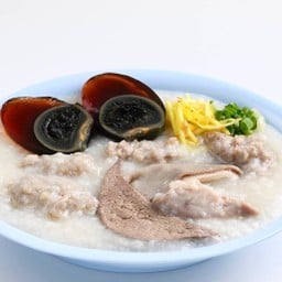 หมูทุกอย่างไข่เยี่ยวม้า