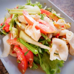 ยำไส้ตัน