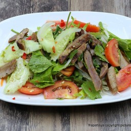 ยำเนื้อย่าง