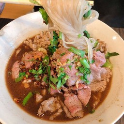 ก๋วยเตี๋ยวเรือหมู