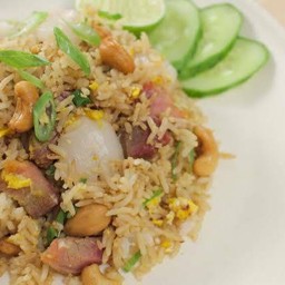 ข้าวผัดหมู