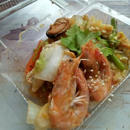 สุกี้ทะเลแห้ง