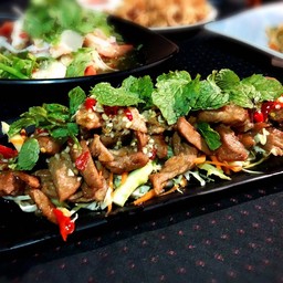 หมูคำหวาน