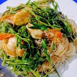 หมี่กระเฉดกุ้ง