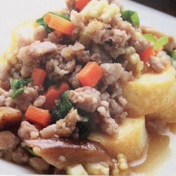 เต้าหู้ทรงเครื่อง