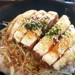 ข้าวหน้าหมูทอด เพิ่มชีส