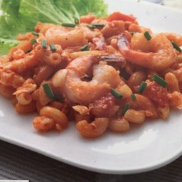 มักโรนีกุ้ง