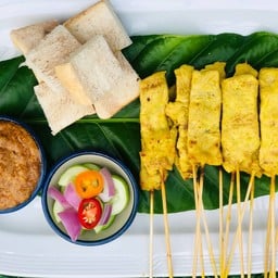 เต้อ หมูสะเต๊ะ - หมูปลาร้า