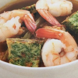 แกงส้มผักรวม ชะอม กุ้ง