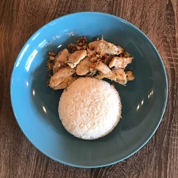 Garlic Chicken With Rice