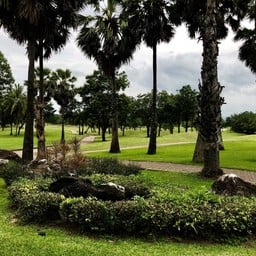 เลควิวรีสอร์ทแอนด์กอล์ฟคลับ