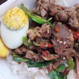 กะเพราขาหมู