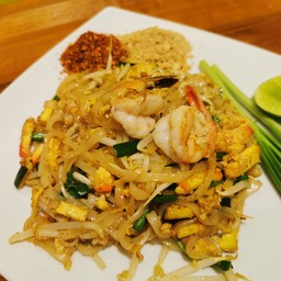 ผัดไทกุ้งสด