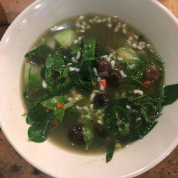 แกงเห็ดเผาะไข่มดแดง
