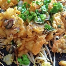 หอยทอดกะทะร้อน