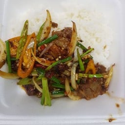 ข้าวราดผัดพริกเผา