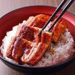 ข้าวหน้าปลาไหลญี่ปุ่นย่างซอส