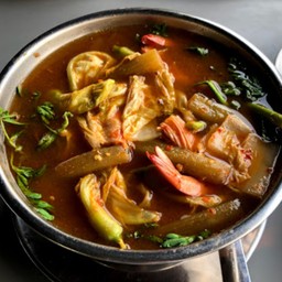 แกงส้มผักรวมกุ้ง