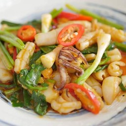 หมึกผัดไข่เค็ม