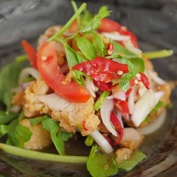 ยำไก่ทอด