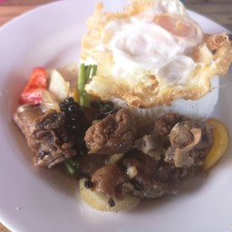 อิ่มในสวน