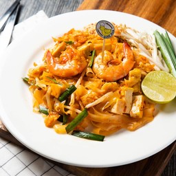 ผัดไทยกุ้งสด