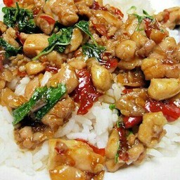 ข้าวกระเพราไก่