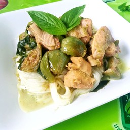 ชุดขนมจีนแกงเขียวหวานไก่