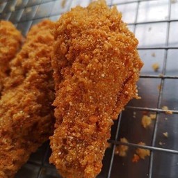 ไก่ทอดแซบวิงซ์ พิ้งค์&พั้นช์