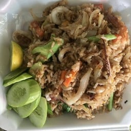 ข้าวผัดทะเล