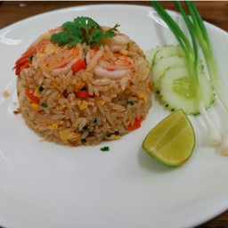 ข้าวผัดกุ้ง หรือ หมู