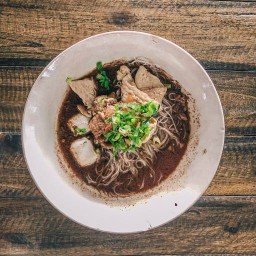 ก๋วยเตี๋ยวเรือโกอาร์ม