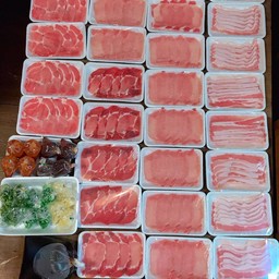 ชุดโครตหมู